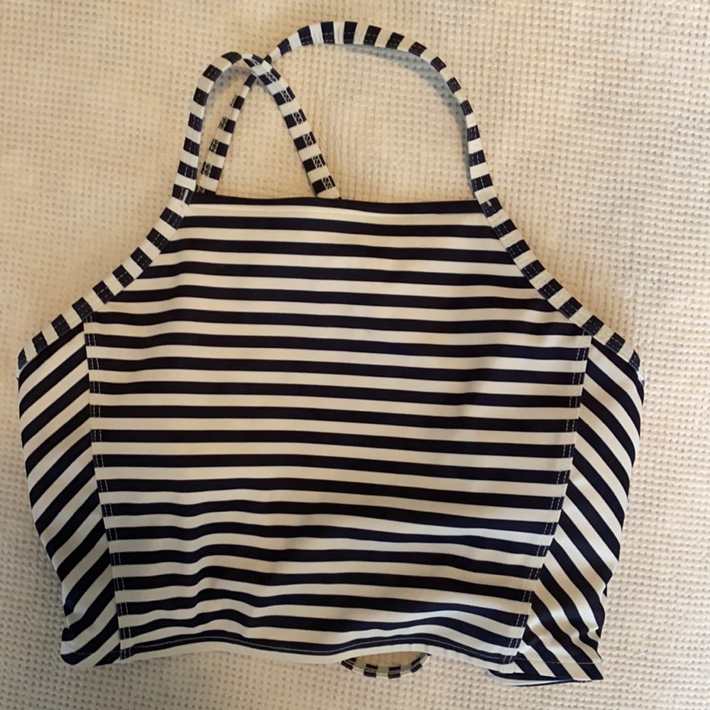 Only worn once. Perfect condition!